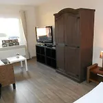 Hotel Tuexen & Restaurant 3*