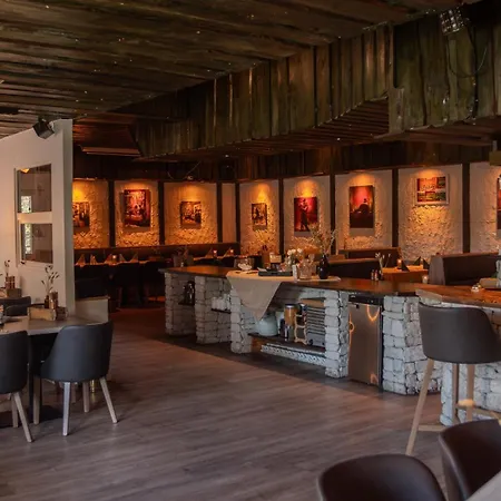 Tuexen & Restaurant 3* Rendsburg