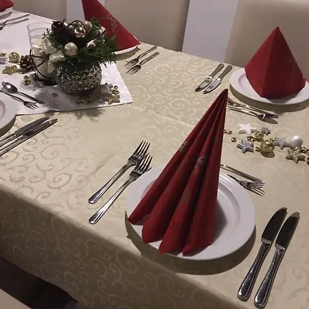 Tuexen & Restaurant 3*