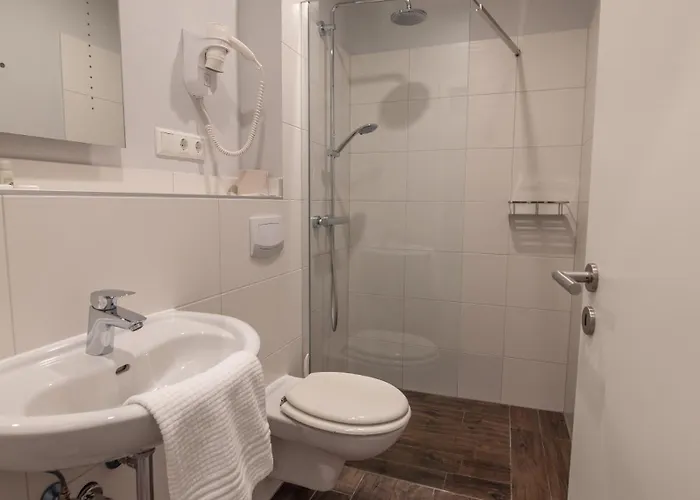 Tuexen & Restaurant Hotel 3*