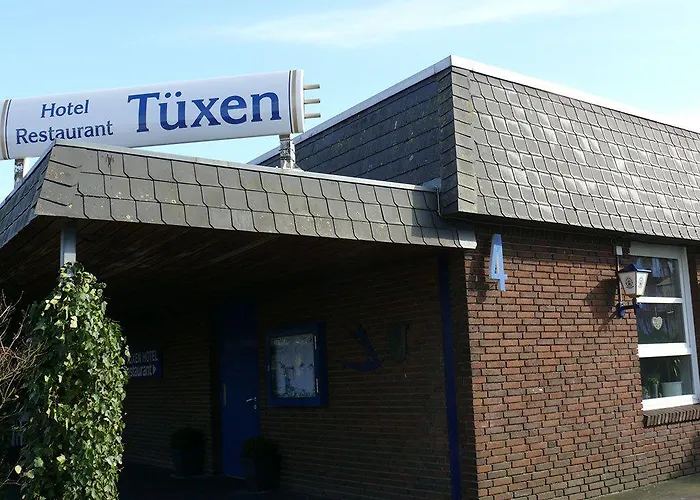Tuexen & Restaurant 3*