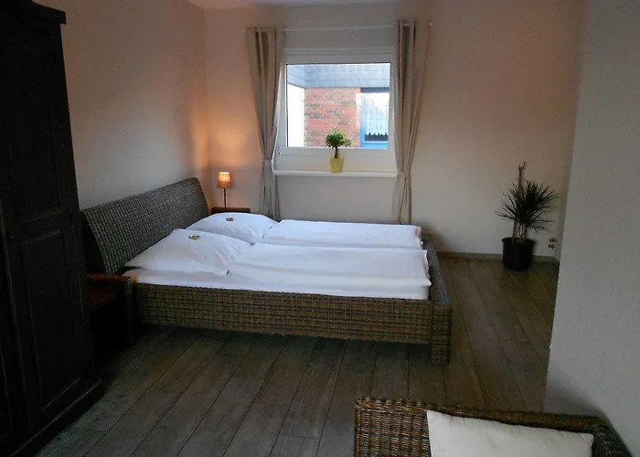 Tuexen & Restaurant Hotel 3*