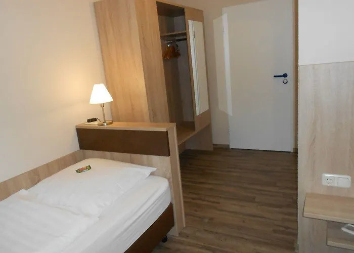 Tuexen & Restaurant 3* Rendsburg