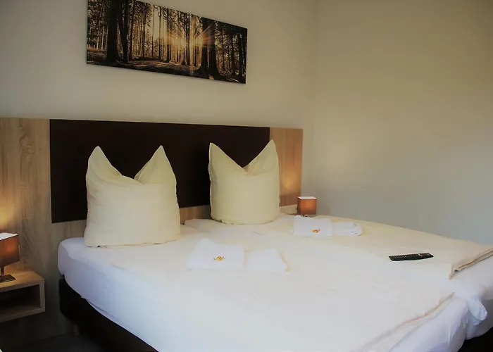 فندق Tuexen & Restaurant ريندسبورغ