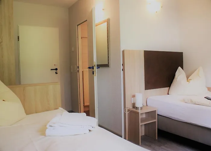 فندق Tuexen & Restaurant