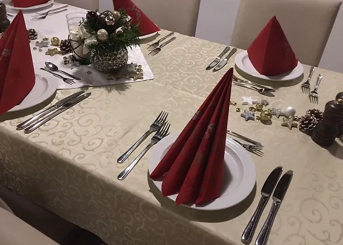 فندق Tuexen & Restaurant